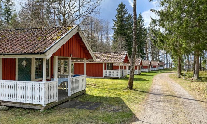 Unnaryd Casa | Amazing Home In Jälluntofta With Wifi