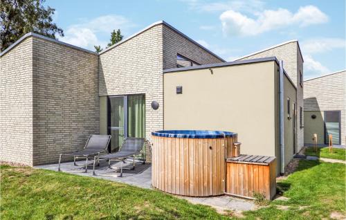 Lembruch Casa | Amazing Home In Lembruchdümmer See