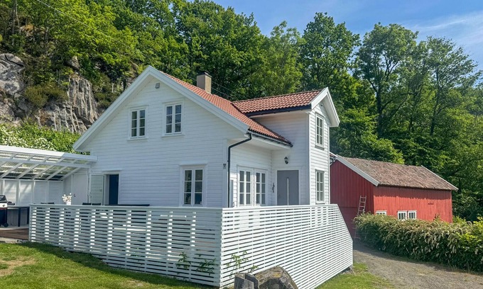 Lyngdal Casa | Increíble casa en Lyngdal con WiFi