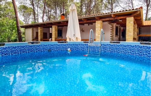 Macastre Casa | Amazing Home In Macastre With Sauna