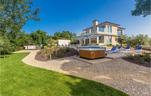 Milovcici Casa | Amazing Home In Malinska With Sauna