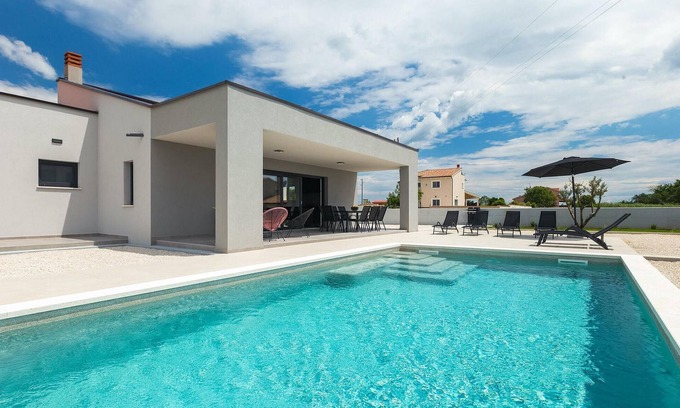 Loborika Casa | Increíble casa en Marcana