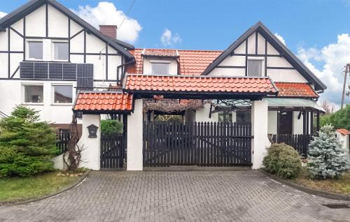 Pisz Casa | Amazing Home In Pisz With Wifi