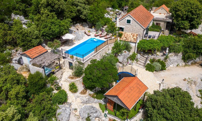 Ploce Casa | Increíble casa en Ploce con sauna