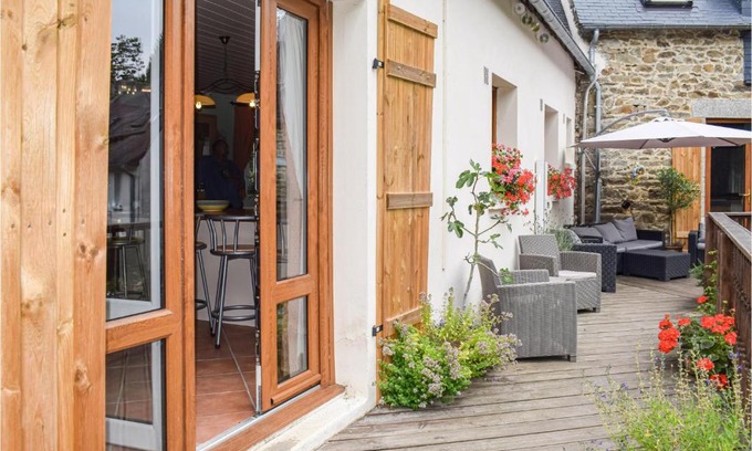 Saint-Adrien Casa | Amazing home in Saint Pever with 3 Bedrooms and WiFi