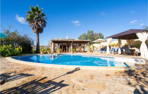 Sineu Casa | Amazing Home In Sineu
