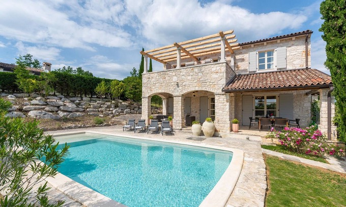 Buzet Casa | Increíble casa en Sovinjak con WiFi