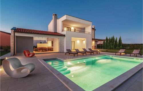 Valbandon Casa | Amazing Home In Valbandon