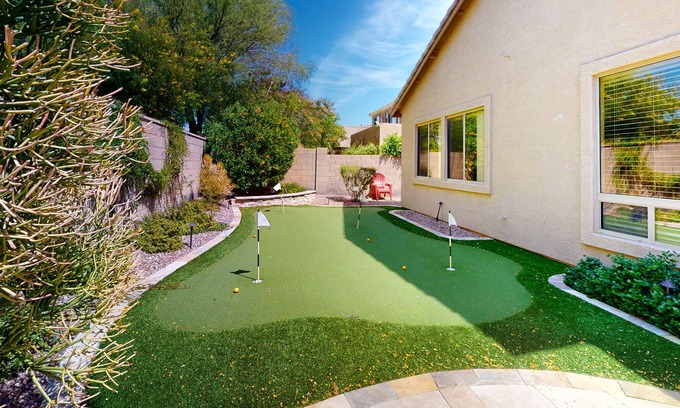 Tramonto Casa | Amazing home with gas grill, patio, firepit, enclosed yard, kitchen, & fireplace