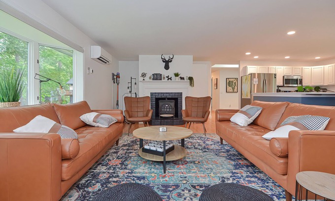 South Casco Casa | Amazing HUGE 6 bdrm Sebago Lake Waterfront Home