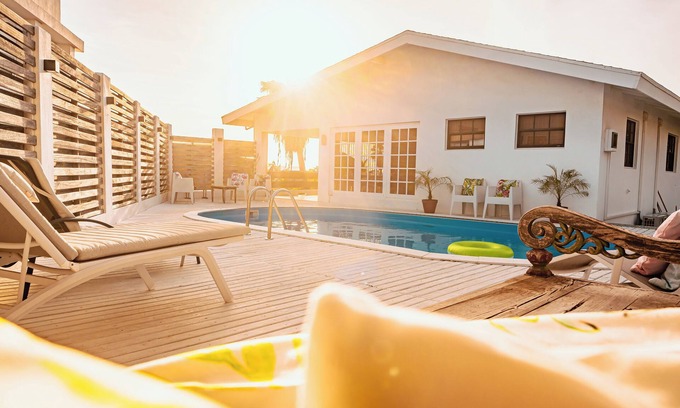 Kamay Casa | Amazing island View -Retreat in laid-back luxury with a spectacular view.