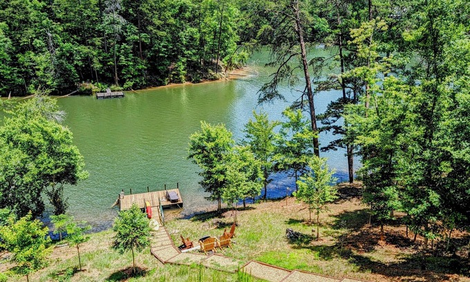 Mill Spring Apartamento | Amazing Lake Adger Getaway, Perfect Weather for Kayaking, Fishing, and Swimming!