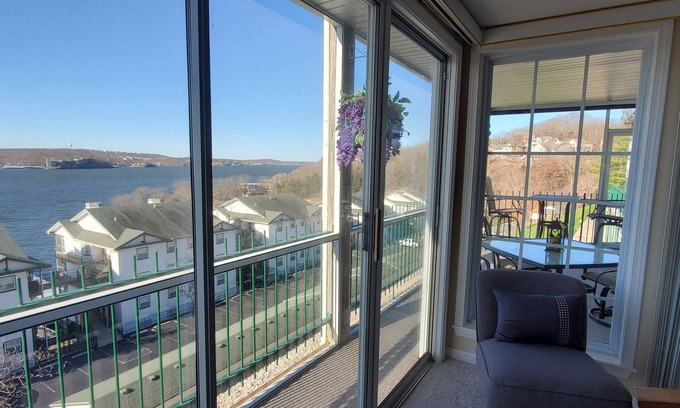 Lakeland Condominio | AMAZING LAKE VIEW! GORGEOUS SUNSET! ON MAIN CHANNEL! 3BR/2BA-SLEEPS 6-8