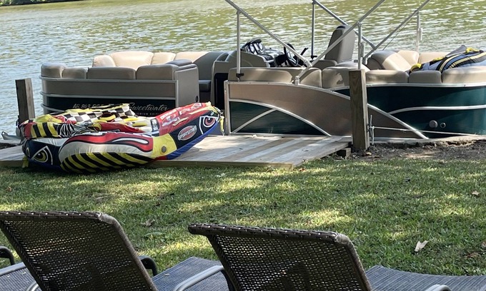 Mid America Casa | Amazing lakefront house- DISCOUNTED RATES!!!!!!!!!!!!!!!