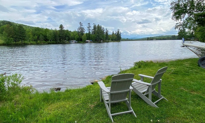 Whitefield Casa | Amazing lakefront home in the White Mountains with game room, theater, and dog friendly!