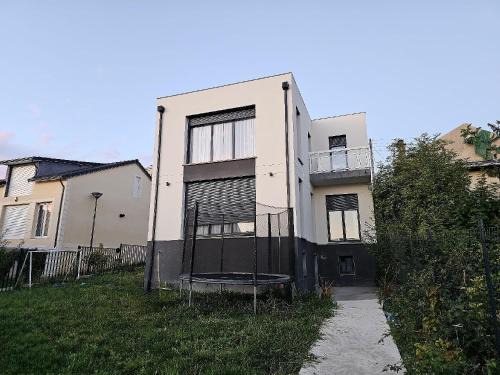 Argenteuil Apartamento | Amazing location-T3 Near Paris, Parking, Garden