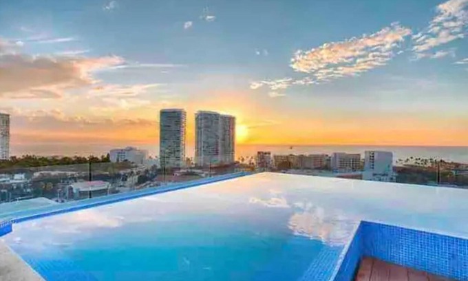 Palmar de Aramara Apartamento | Amazing Loft 1 block away from the beach and the best rooftop with sea view.