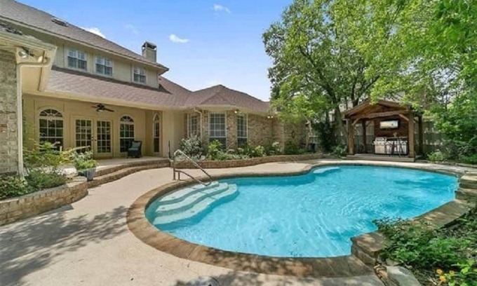 Richardson Casa | Amazing Luxury 5 Bedrooms Home with Private Pool