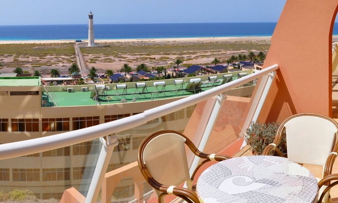 Solana del Matorral Apartamento | Increíble moderna gran apartamento, en Morro Jable, con impresionantes vistas al mar y Wi-Fi