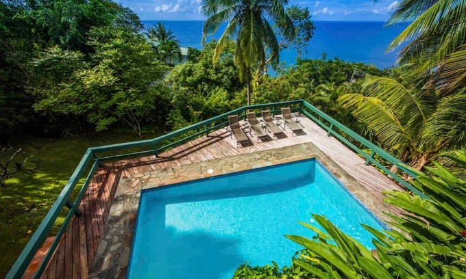 Castries Casa | Amazing mountain top villa!