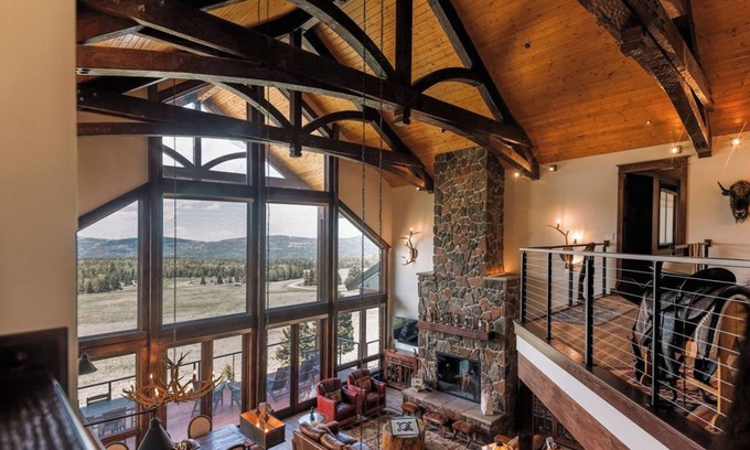Angel Fire Casa | Amazing new, 3-level home. Great views of elk herd and sunsets.
