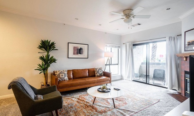 Newark Apartamento | Amazing Newark 2BR w/ Balcony & A/C, near Farmers Market, by Blueground