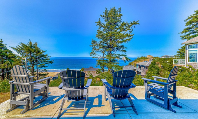 Oceanside Casa | Amazing ocean-view escape with seven bedrooms, scenic patios, & modern interior