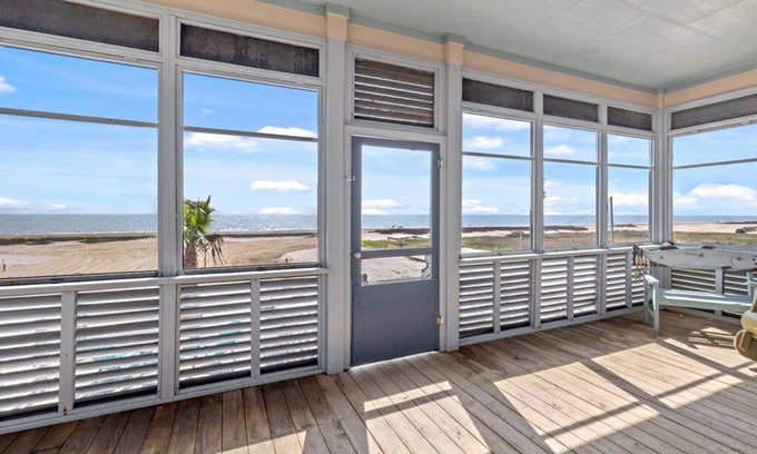 Holly Beach Cabina | Amazing Ocean View on Holly Beach