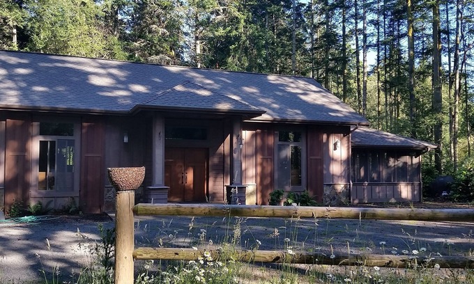 Port Townsend Casa | Amazing one bedroom open concept home