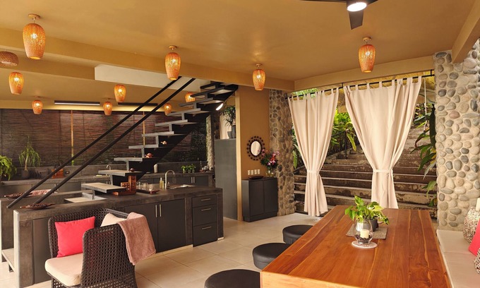 Ballena Casa | Casa privada y piscina - Whales Tail & Jungle Views
