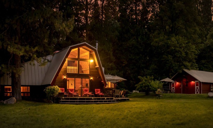Mount Shasta Casa | ¡La escapada perfecta a la montaña! ¡Tranquilidad, senderismo de clase mundial y pesca con mosca!