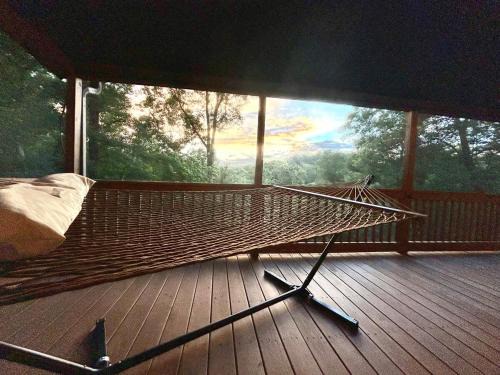 Lake Lure Casa | Amazing Screened Porch, HotTub, Relax, Recharge, Private Lake Access Riverbend