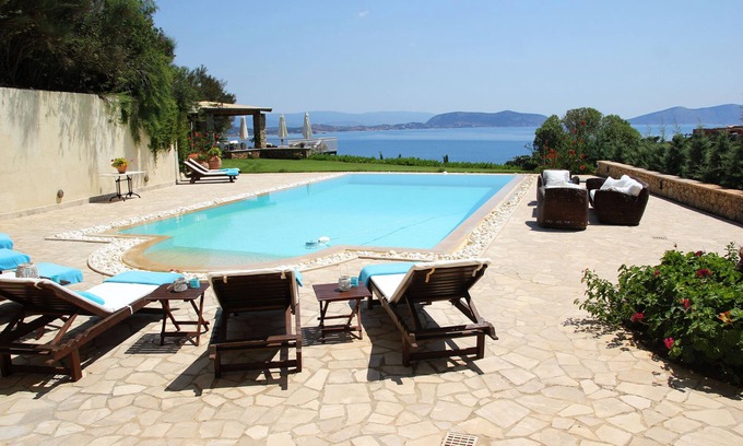 Porto Heli Villa | MARAVILLOSA VILLA CON VISTAS AL MAR CON PISCINA PRIVADA Y PASEO A LA PLAYA DORM.