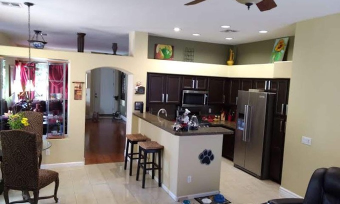 Chandler Casa | Increíble, actualizada casa-comunidad de golf, piscina privada