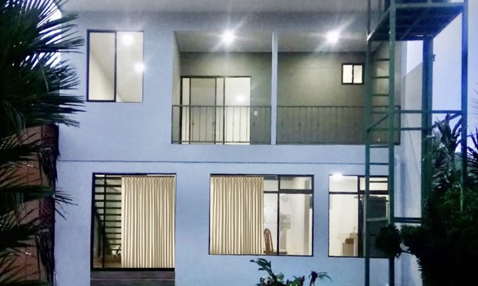 Alajuela Casa | Amazing View. Entire House. 15 min from San Jose Airport