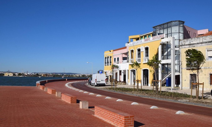 Seixal Apartamento | Increíble vista sobre Lisboa y el día y la noche del río Tajo