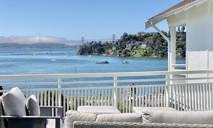 Belvedere Tiburon Casa | Amazing Views and Walkable to Downtown! Historic 3/2 Home, Sleeps 8