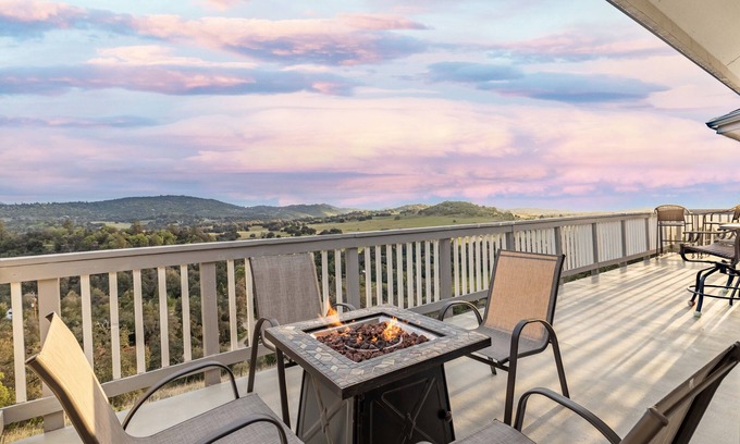 Julian Casa | Amazing Views - Near Town - Secluded 2.5 Acres - Games - Pets Allowed