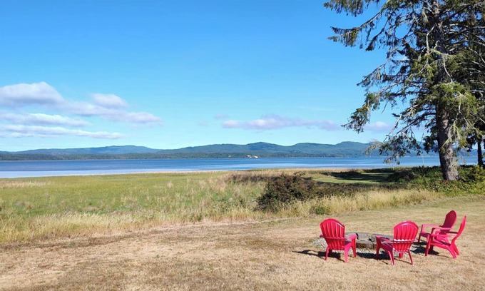 Long Beach Casa | Amazing Views, Private, Fenced Yard, Pets Ok - On the Bay