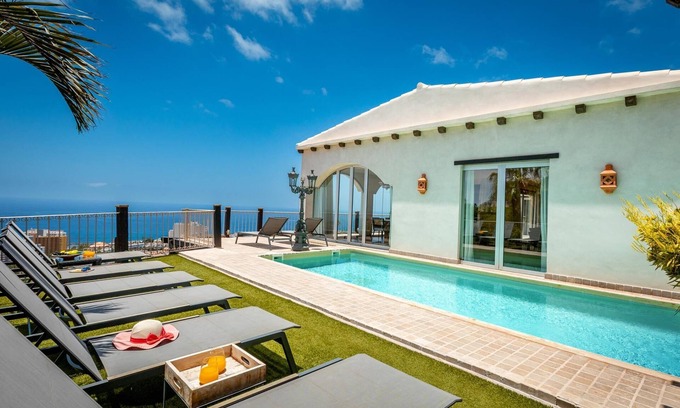 San Eugenio Villa | AMAZING VILLA TOSCANA