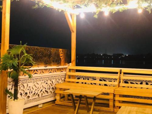 Ikotun Apartamento | Amazing Waterfront 1-Bed Apt With 24HRS PWR And Starlink SuperFast Speed WiFi