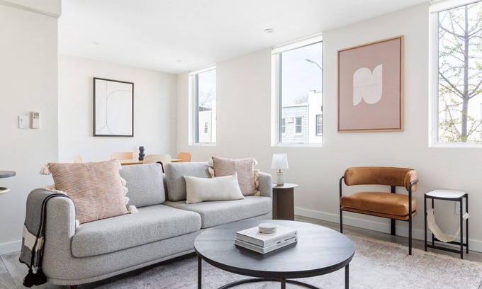Williamsburg Apartamento | Amazing Williamsburg 2BR w/ W/D & Outdoor Space, near L, by Blueground