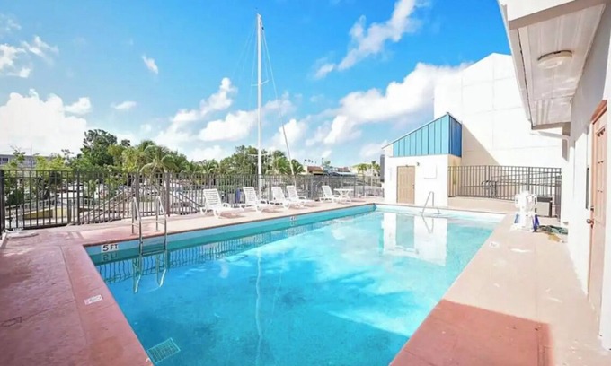 Monroe County Alquiler De Eote | Amazing Yacht With Resort Amenities In The Heart Of Key Largo