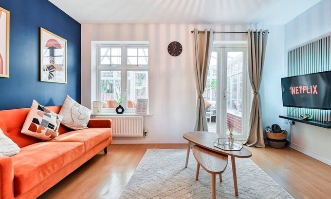 Barnt Green Casa | Amber House; Modern Comfortable Home - BHX/NEC/JLR
