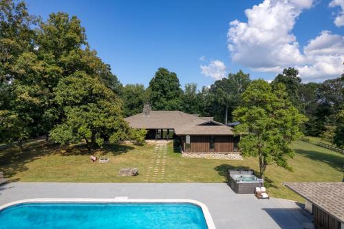 New Market Casa | Amber Lodge by AvantStay Pool Firepit Sauna
