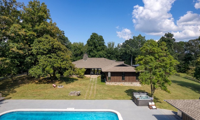 New Market Casa | Amber Lodge by AvantStay | Pool, Firepit, Sauna