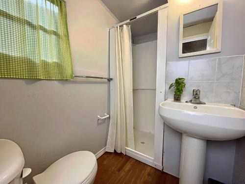 Bobcaygeon Casa | Ambleside - 2-Bedroom Cottage #8