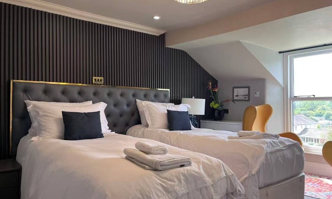 Ambleside Hotel | Ambleside Rooms & Suites - Stylish Stays with Breathtaking Views - Stay Longer, Save More