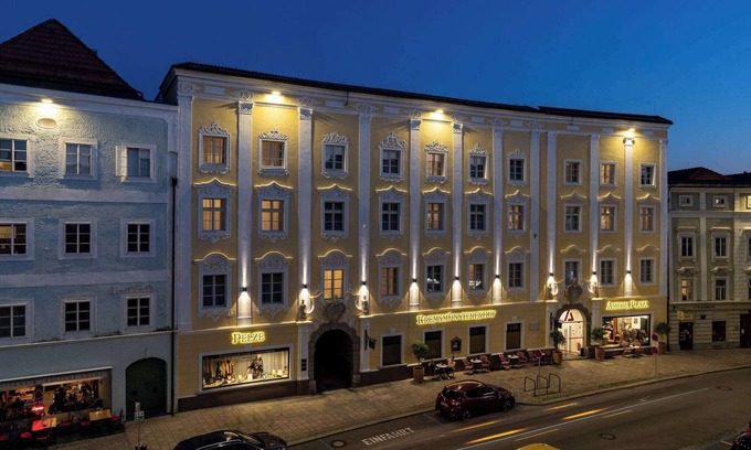 Wels Hotel | Amedia Plaza Wels, Trademark Collection by Wyndham