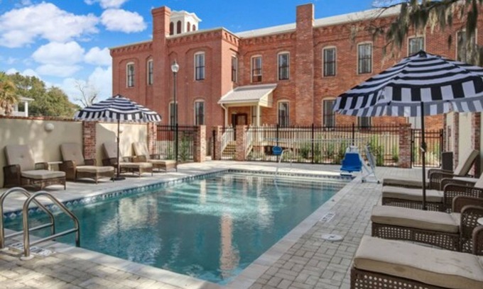 Fernandina Beach Hotel | Amelia Schoolhouse Inn